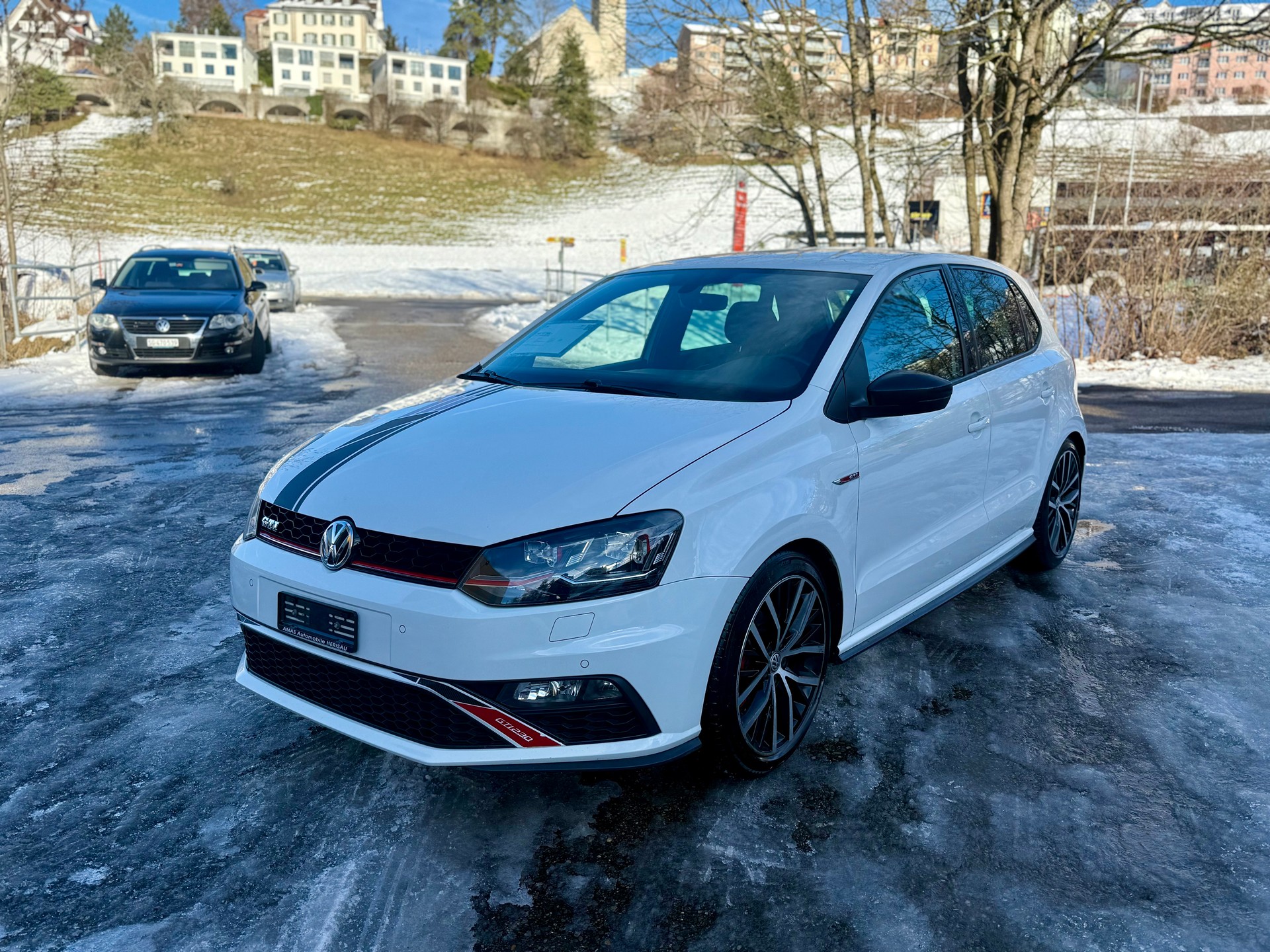 VW Polo 1.8 TSI GTI 230-image-1