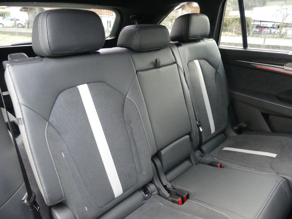 SKODA Kodiaq 2.0 TDI Sportline 4x4-image-12