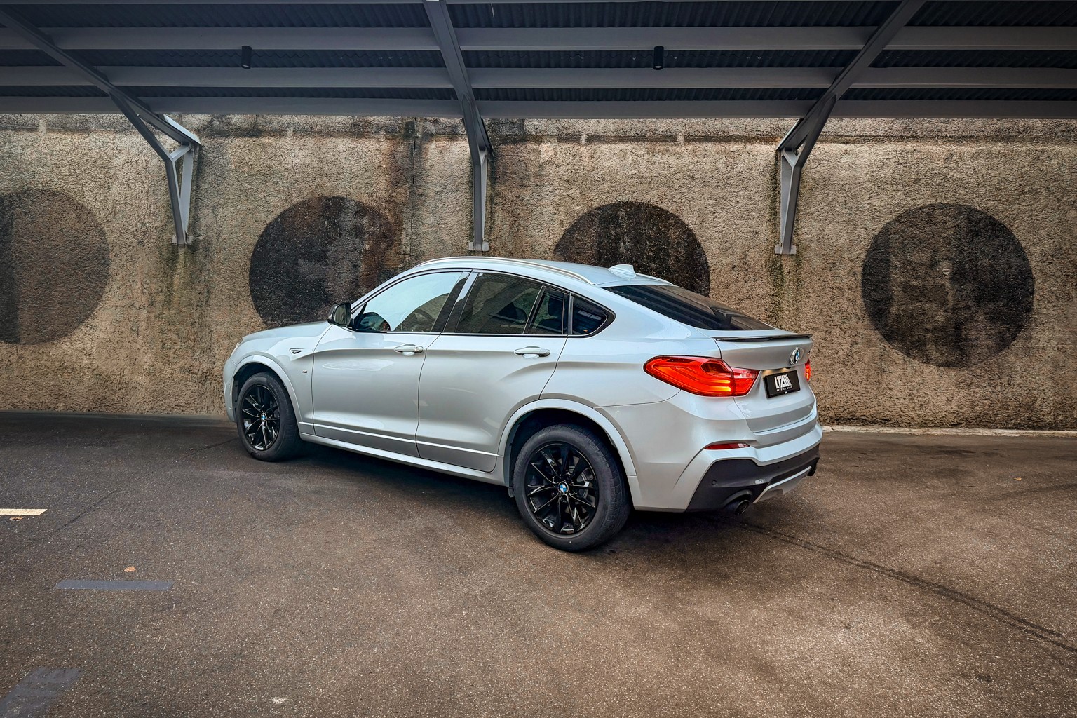 BMW X4 M 40i Steptronic-showroom-element-2
