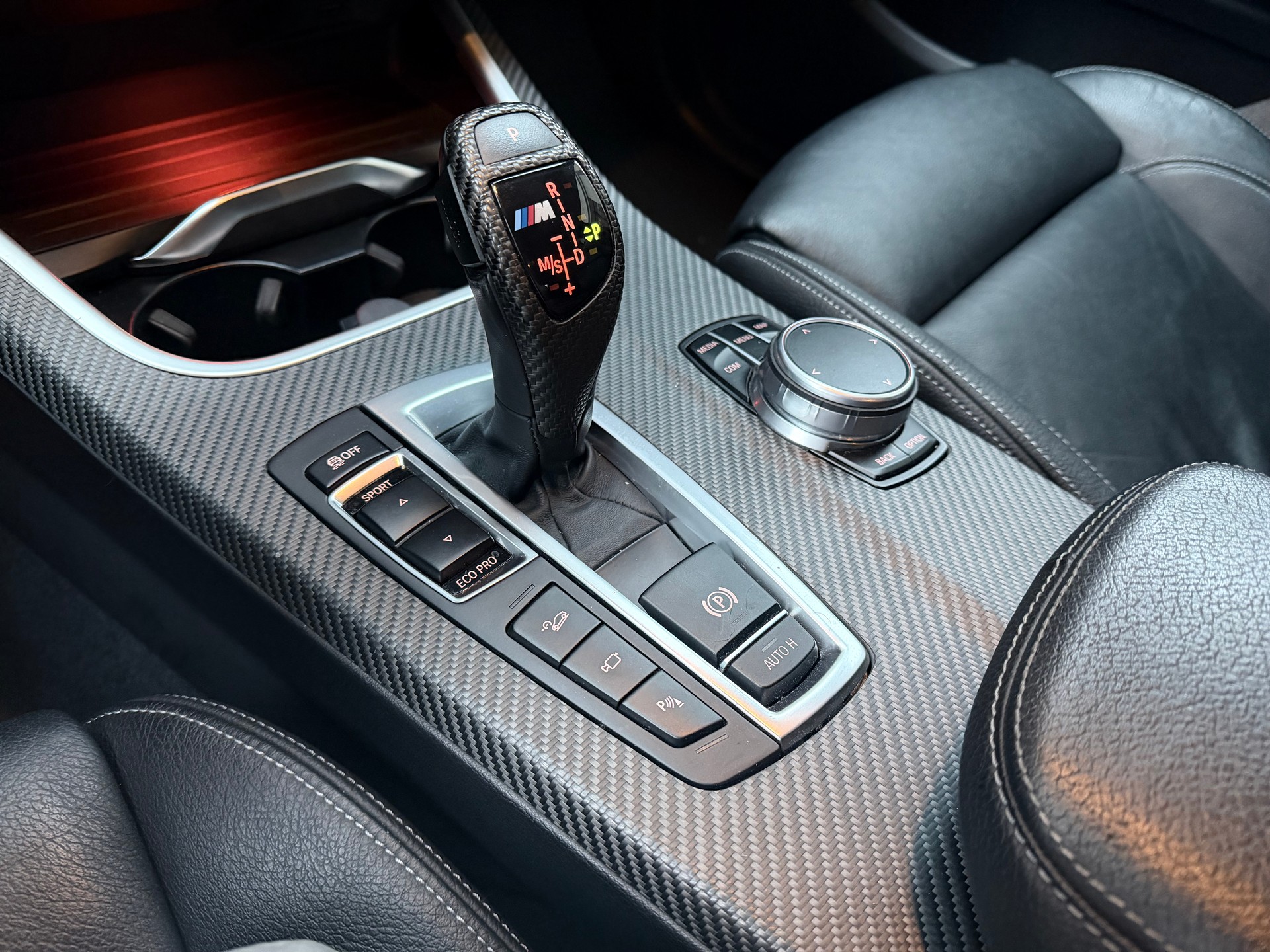 BMW X4 M 40i Steptronic-image-11