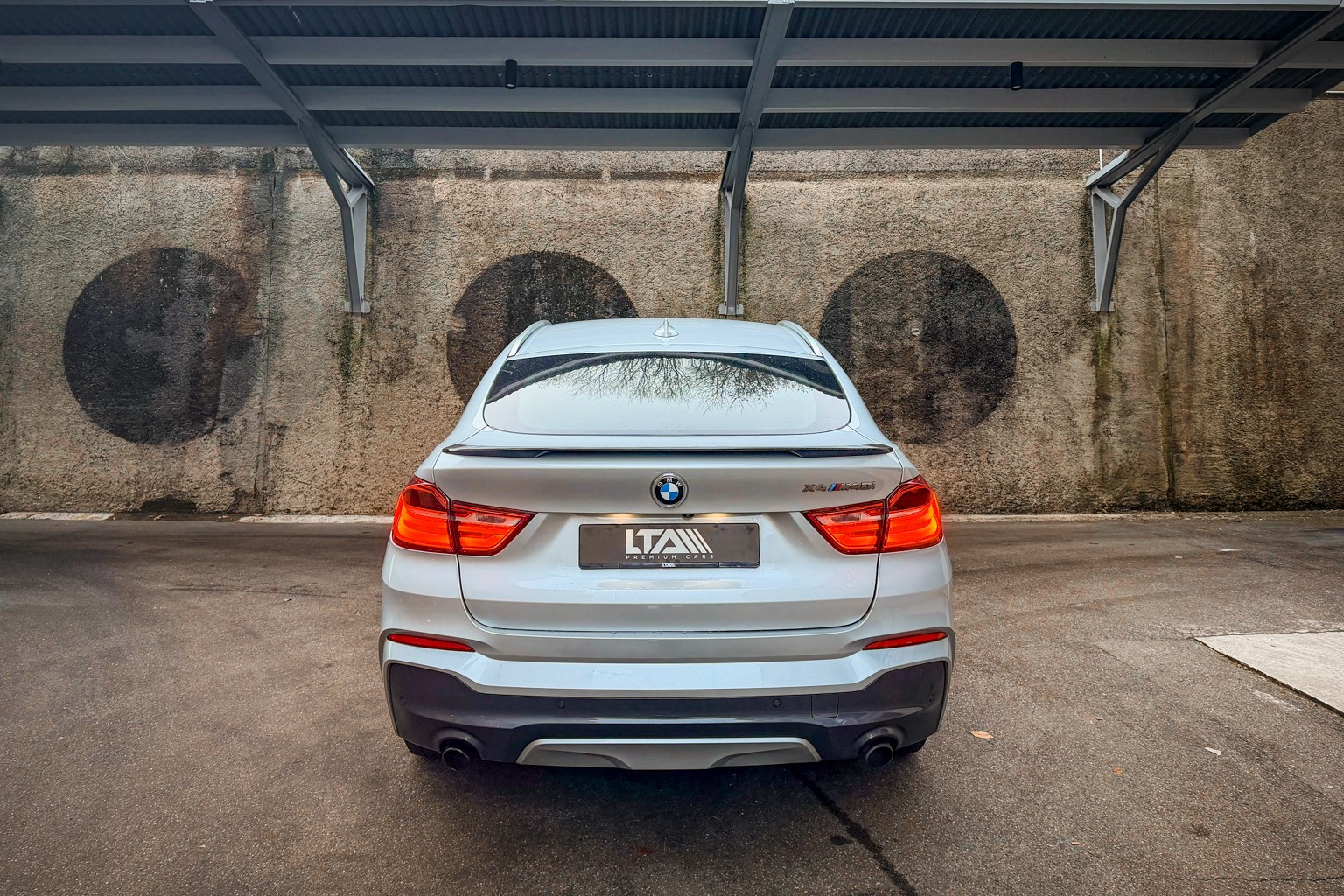 BMW X4 M 40i Steptronic-showroom-element-3