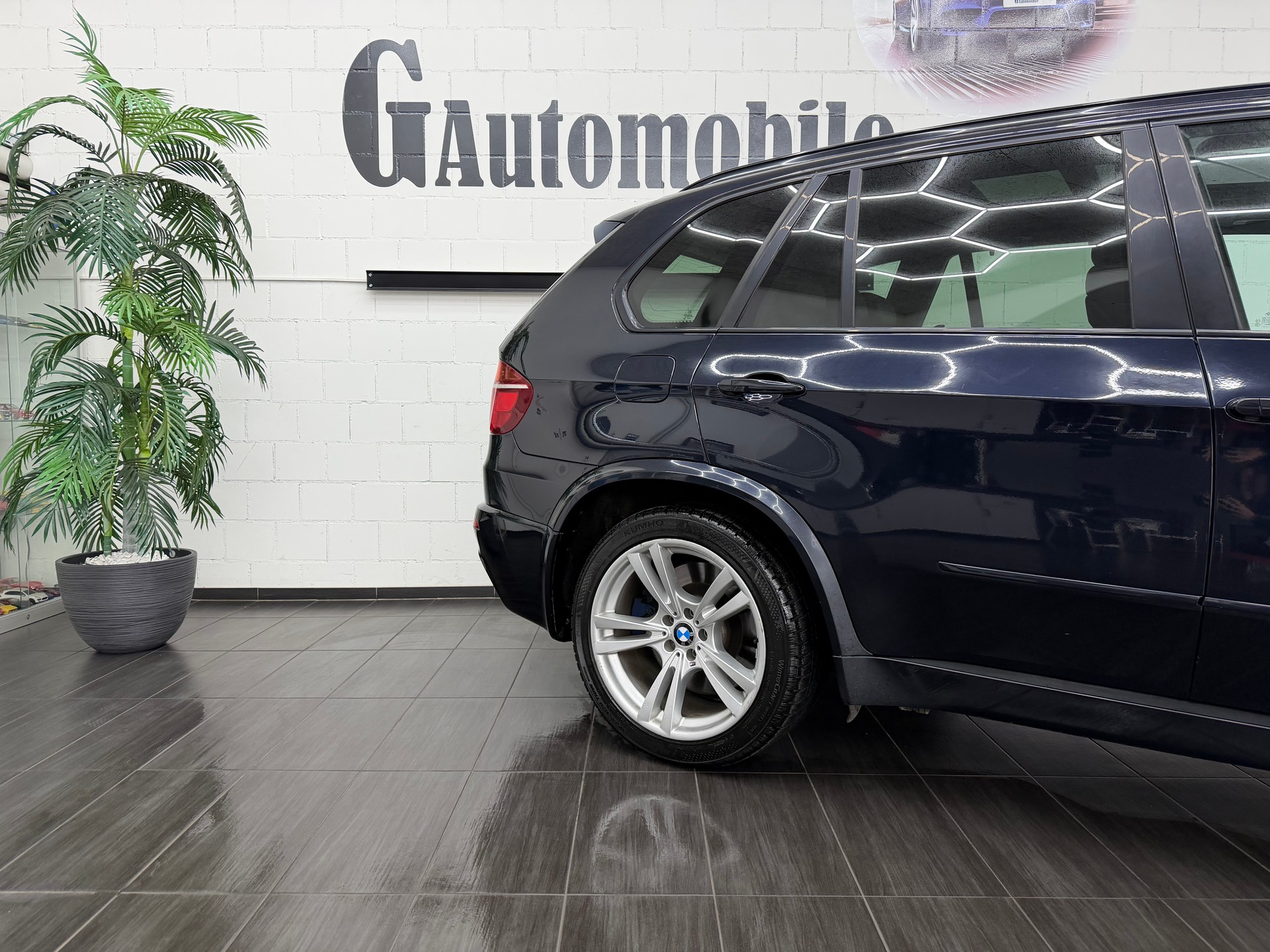 BMW X5 xDrive M Steptronic⭐️-showroom-element-3