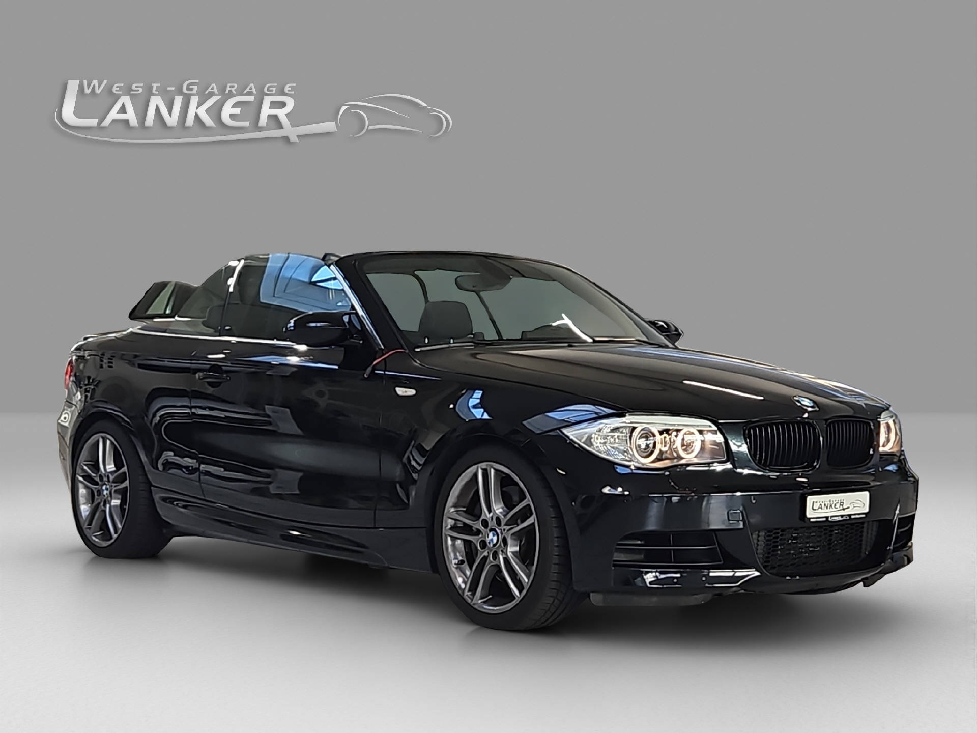 BMW 135i Cabrio DSG-image-1