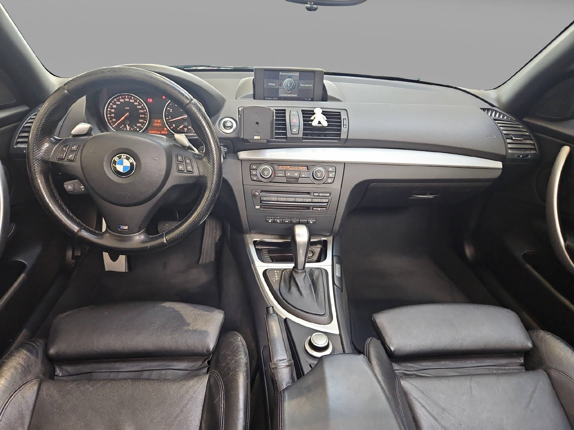 BMW 135i Cabrio DSG-image-6
