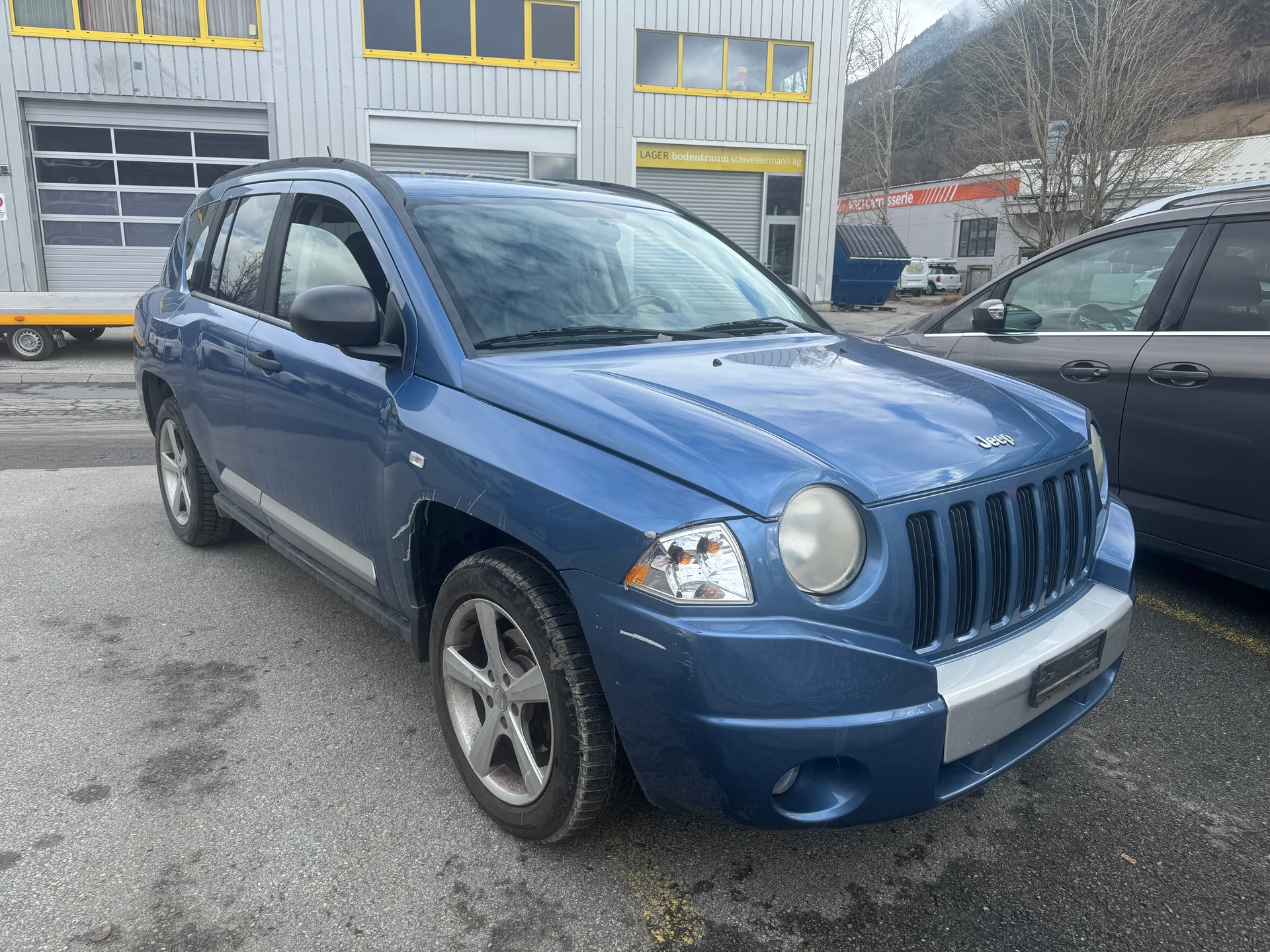 JEEP Compass 2.4 Sport-image-0