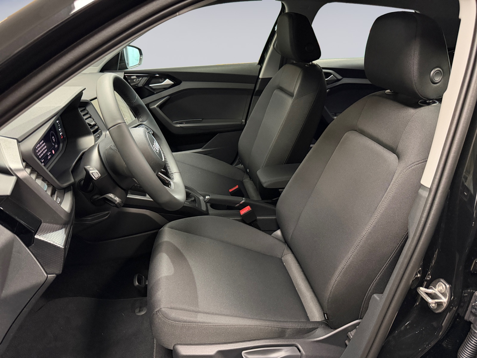 AUDI A1 Sportback 30 TFSI Attraction S-tronic-image-6