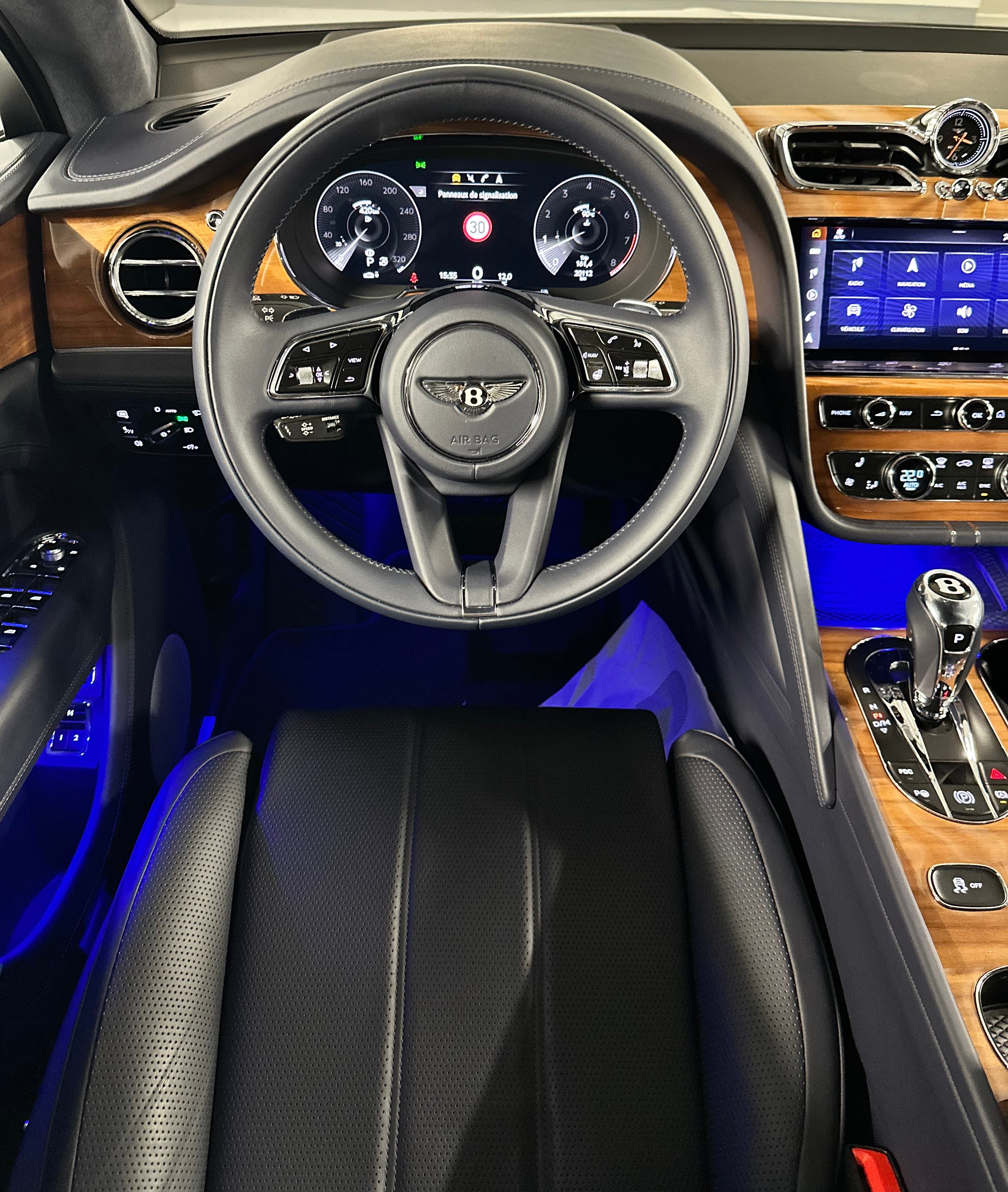 Image BENTLEY BENTAYGA Bentayga V8