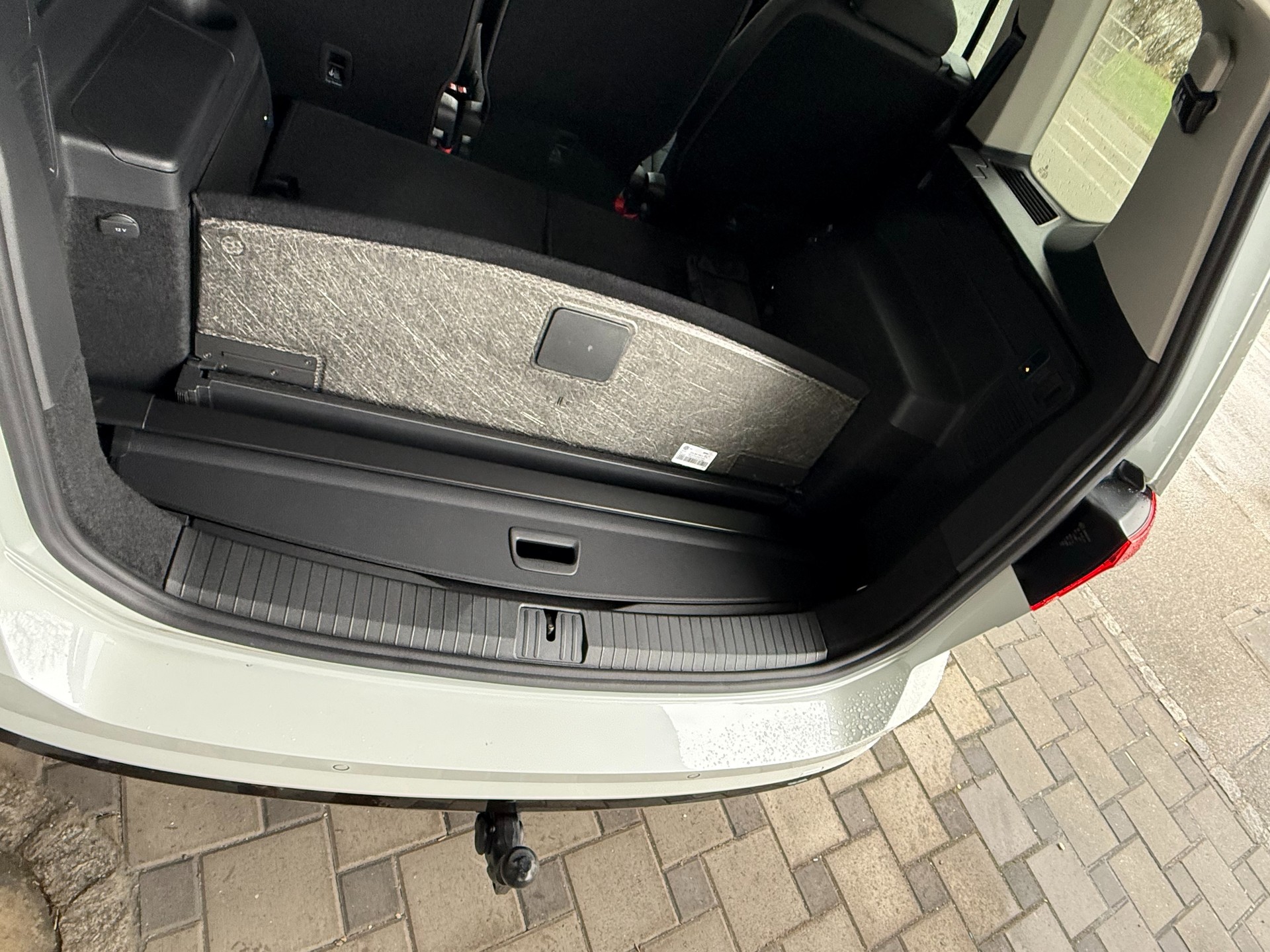 VW Touran 1.5 TSI EVO Comfortline DSG / VENDUE VERKAUFT-image-6