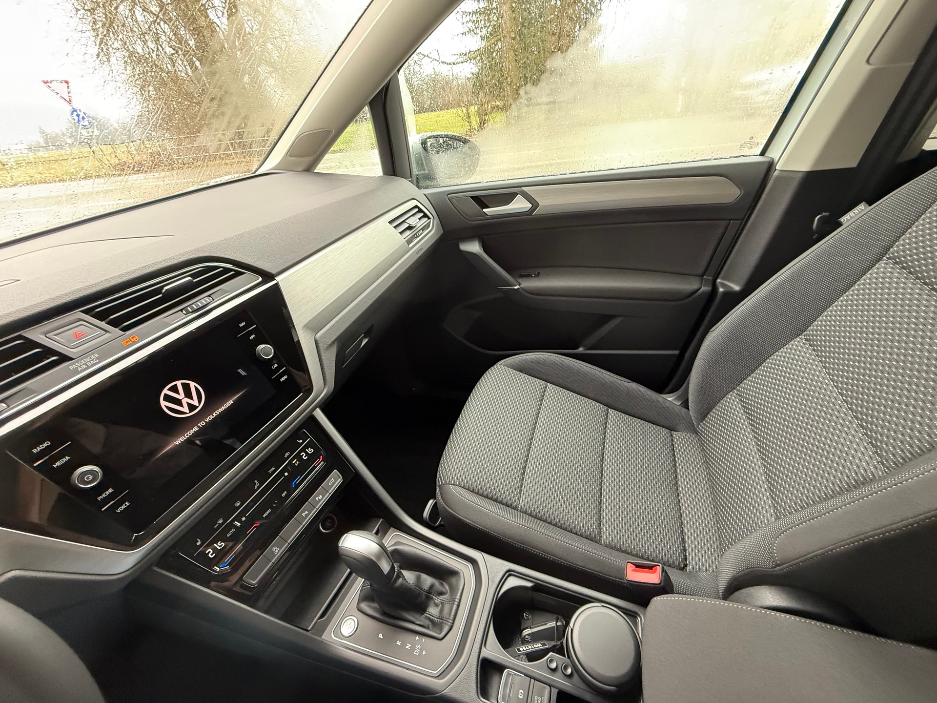 VW Touran 1.5 TSI EVO Comfortline DSG / VENDUE VERKAUFT-image-10