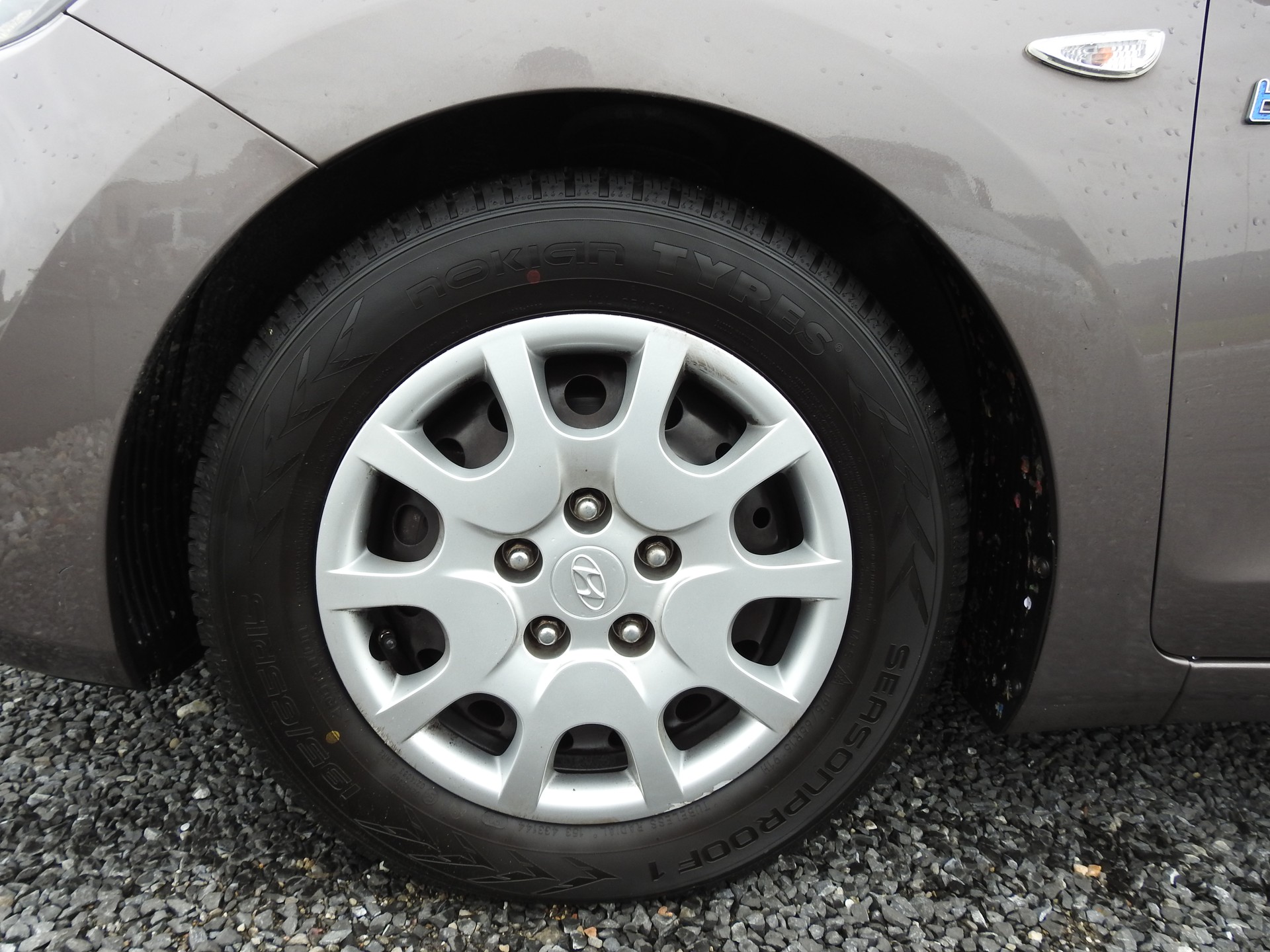 HYUNDAI i30 1.4 Comfort-image-8