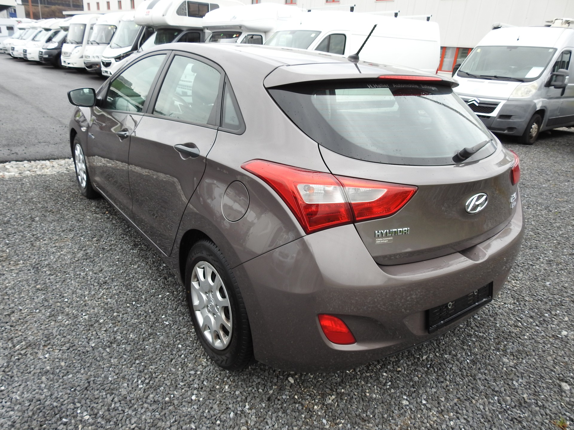 HYUNDAI i30 1.4 Comfort-image-3