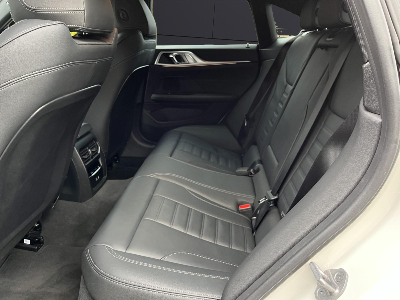 BMW 430i xDrive Gran Coupé-image-13