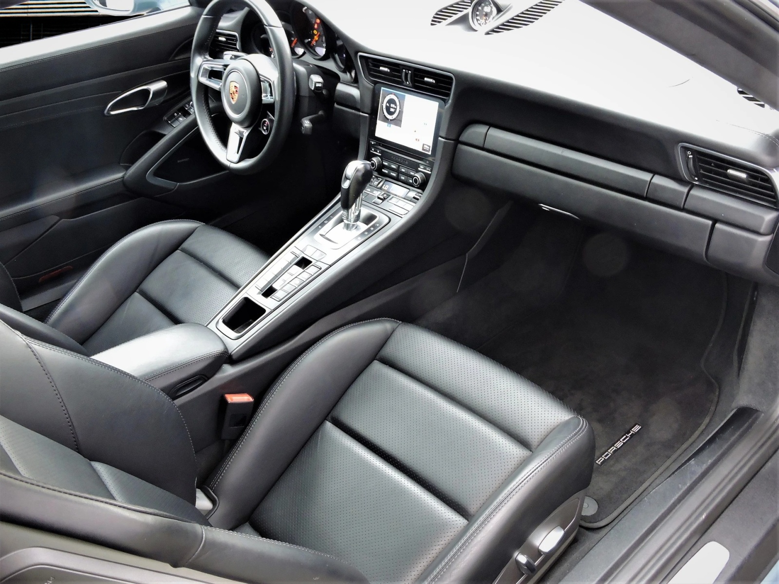 PORSCHE 911 Carrera 4S PDK-image-12