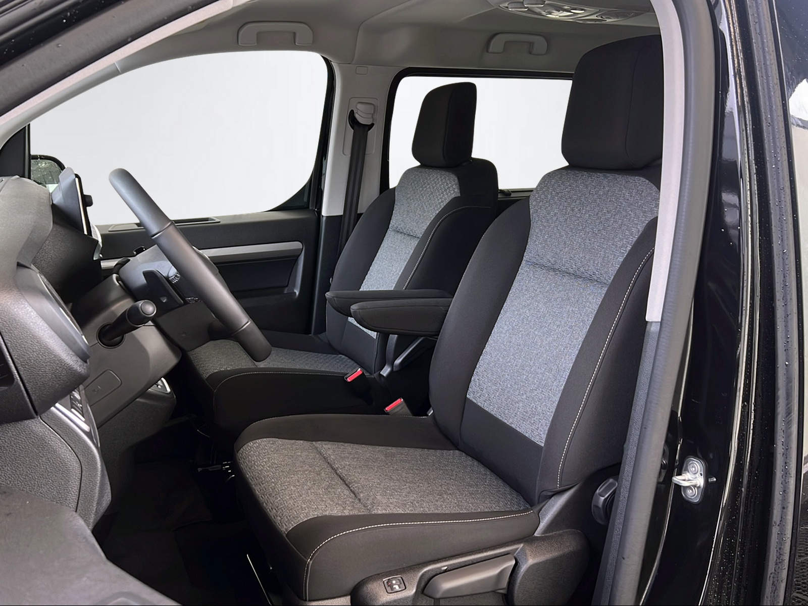 TOYOTA PROACE Verso L1 2.0 D Trend-image-14