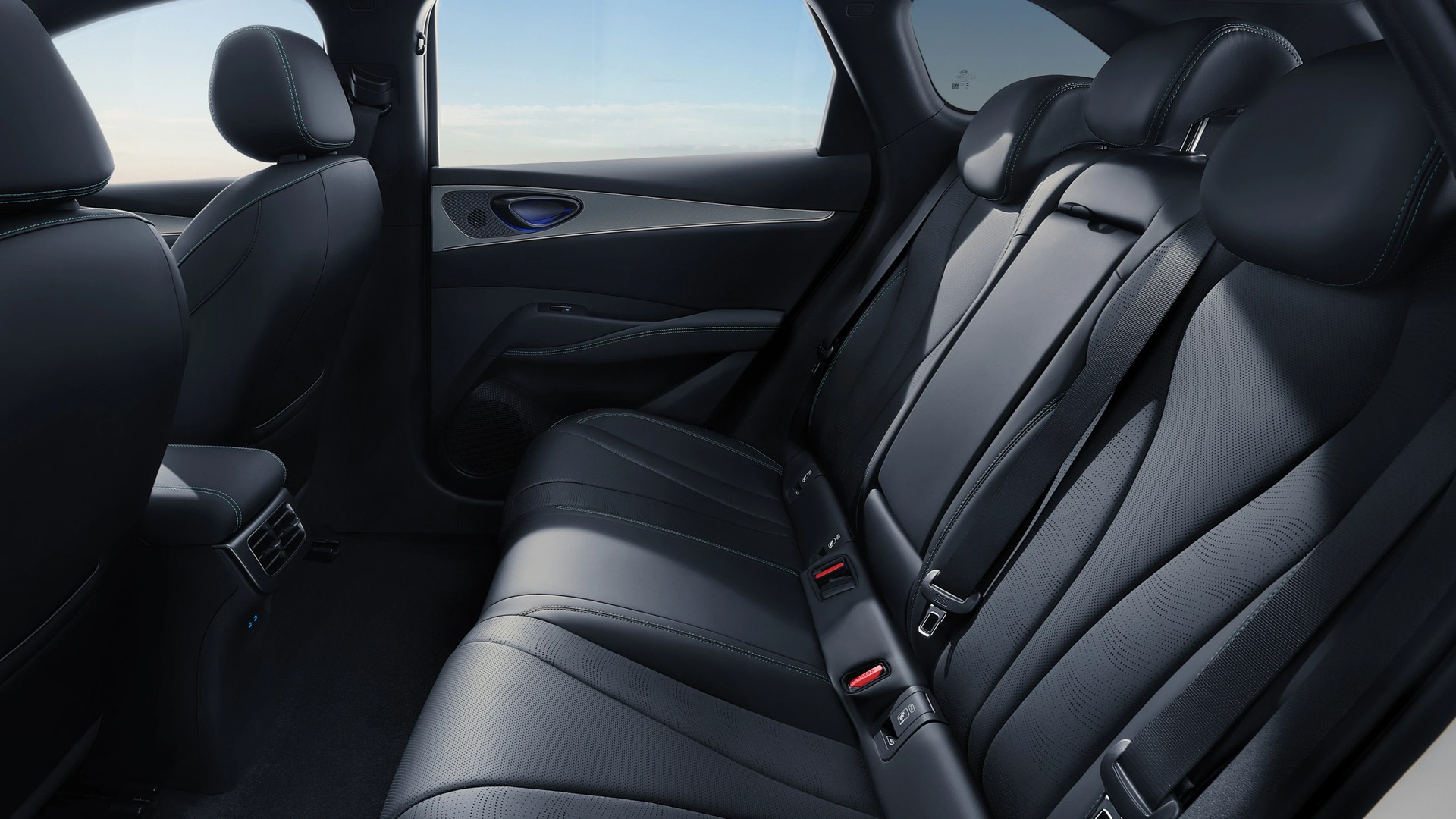 BYD Seal 6 DM-i Touring Boost-image-5