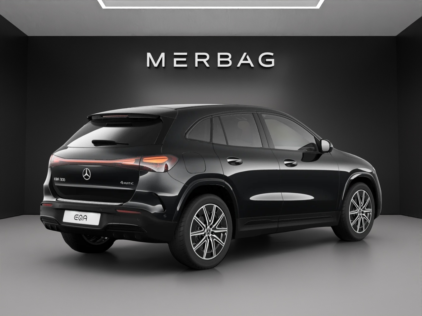 MERCEDES-BENZ EQA 300 66,5kWh 4Matic Swiss Star-image-2