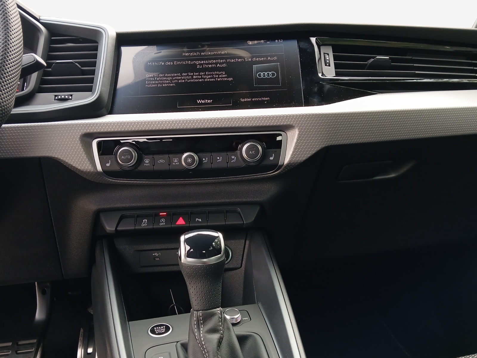 AUDI A1 Sportback 30 TFSI Attraction S-tronic-image-10