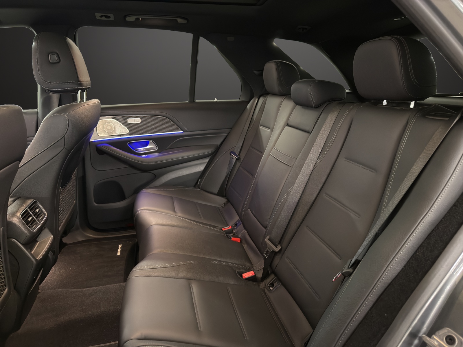 MERCEDES-BENZ GLE 580 4Matic AMG Line 9G-Tronic-image-14