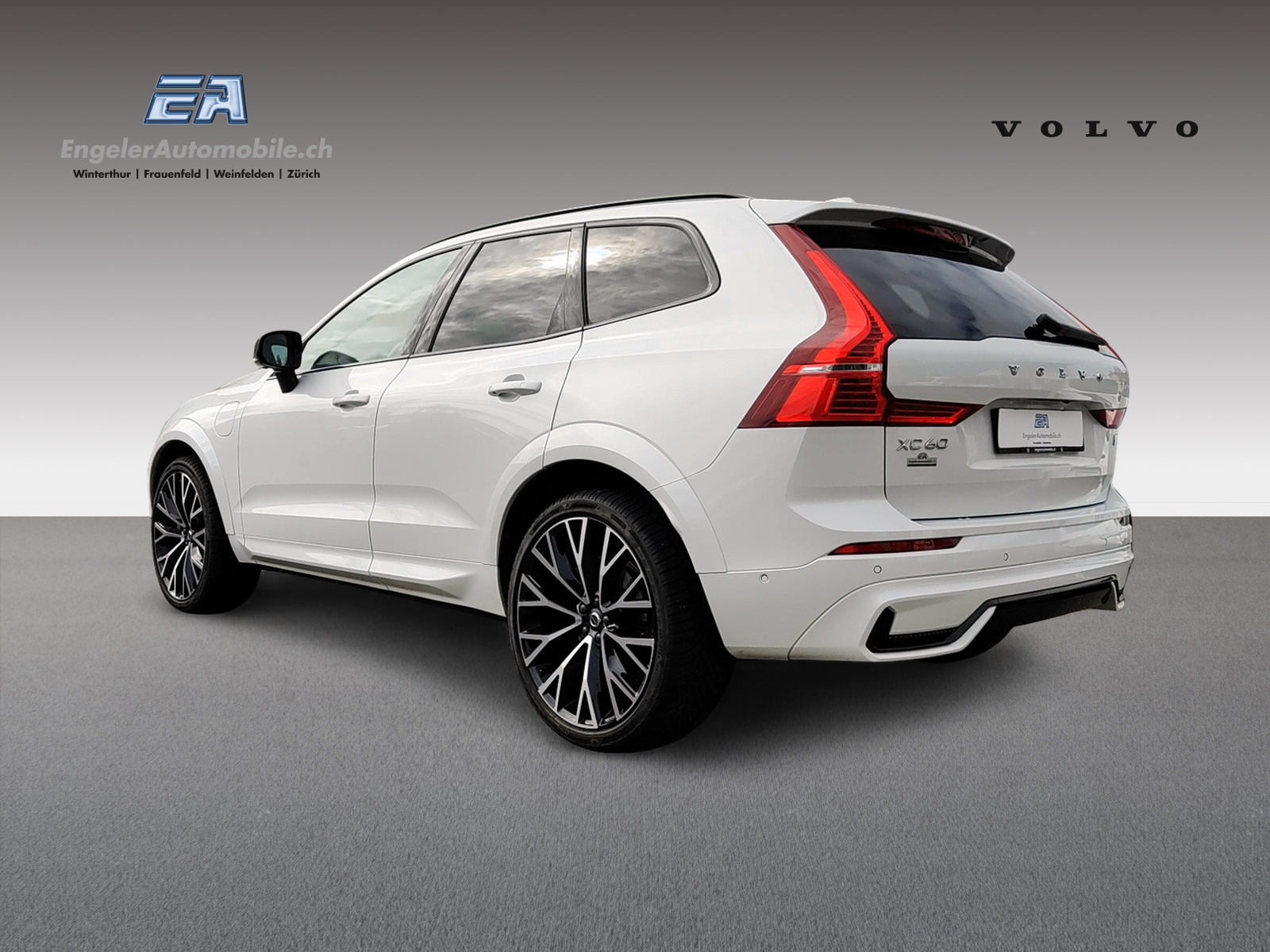 VOLVO XC60 2.0 T6 TE R-Design eAWD-image-3