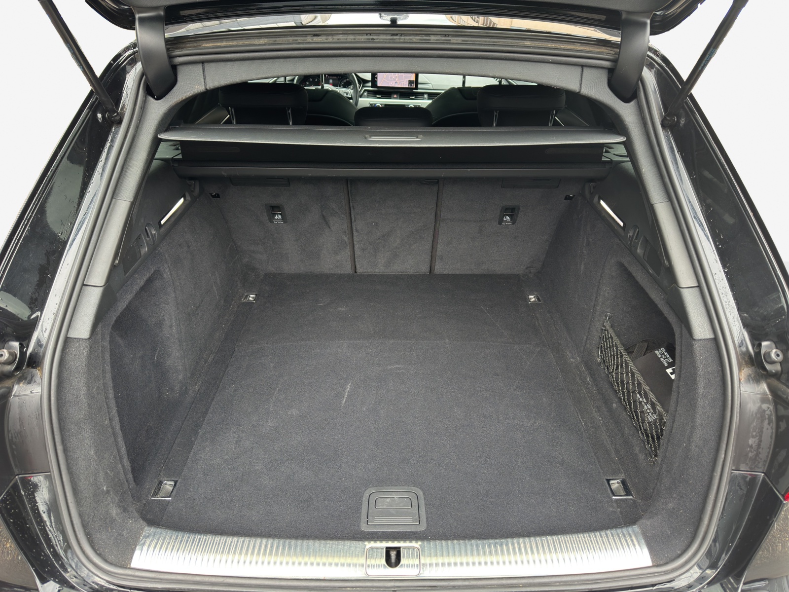 AUDI A4 Avant 50 TDI S line quattro tiptronic-image-12