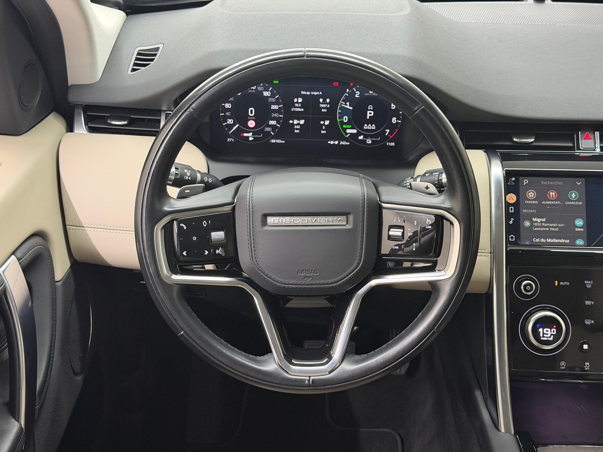 LAND ROVER Discovery Sport P300e 1.5 PHEV HSE AT8-image-10