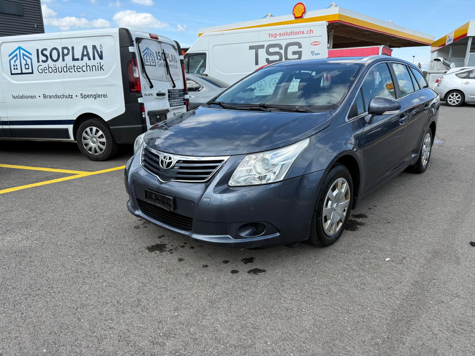 TOYOTA Avensis Sportswagon 1.8 Linea Terra-image-2