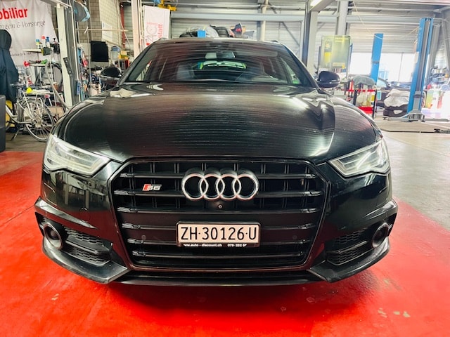 AUDI S6 Avant 4.0 TFSI V8 quattro S-tronic-image-4