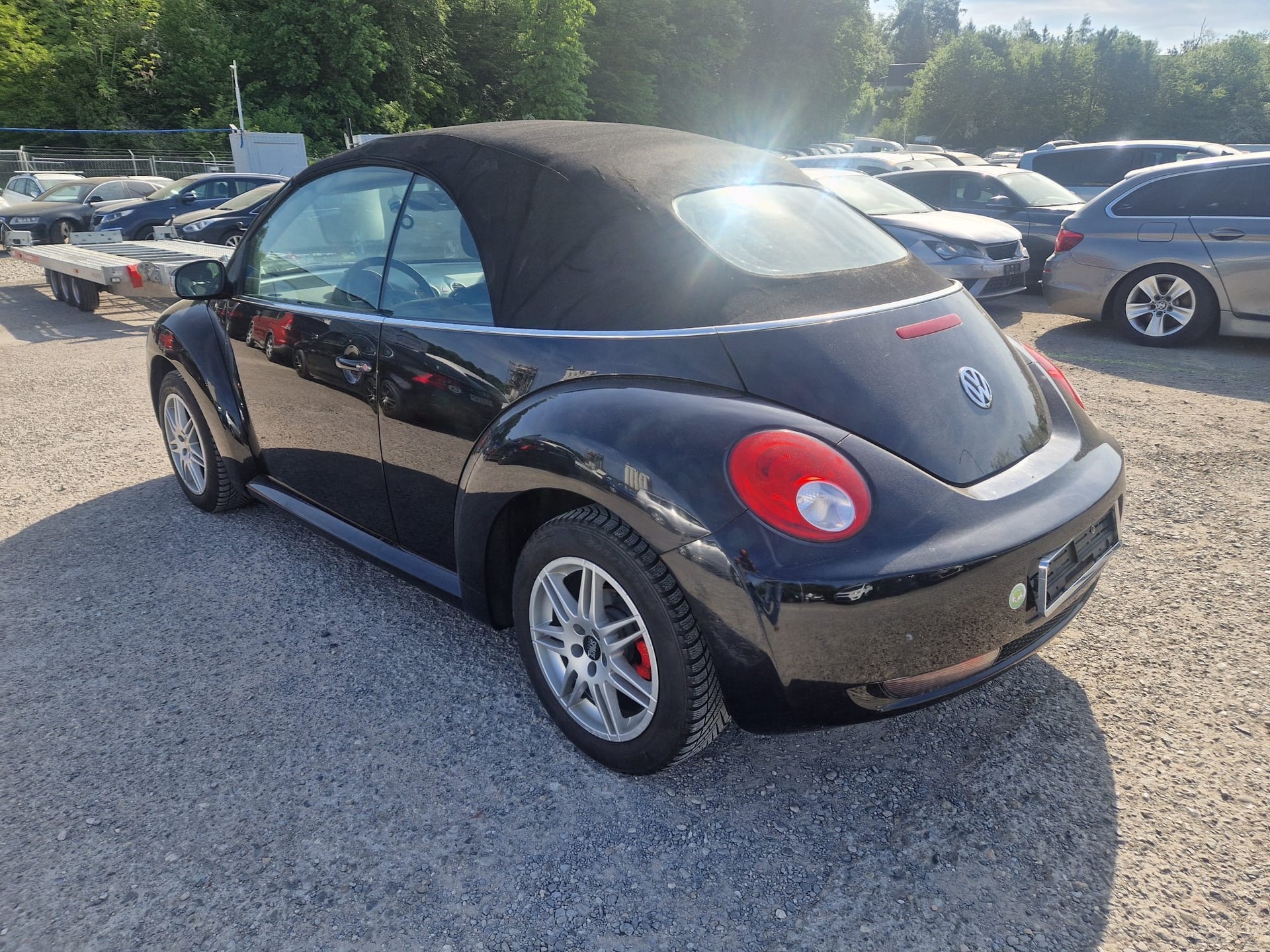 VW Beetle Cabrio 2.0-image-5