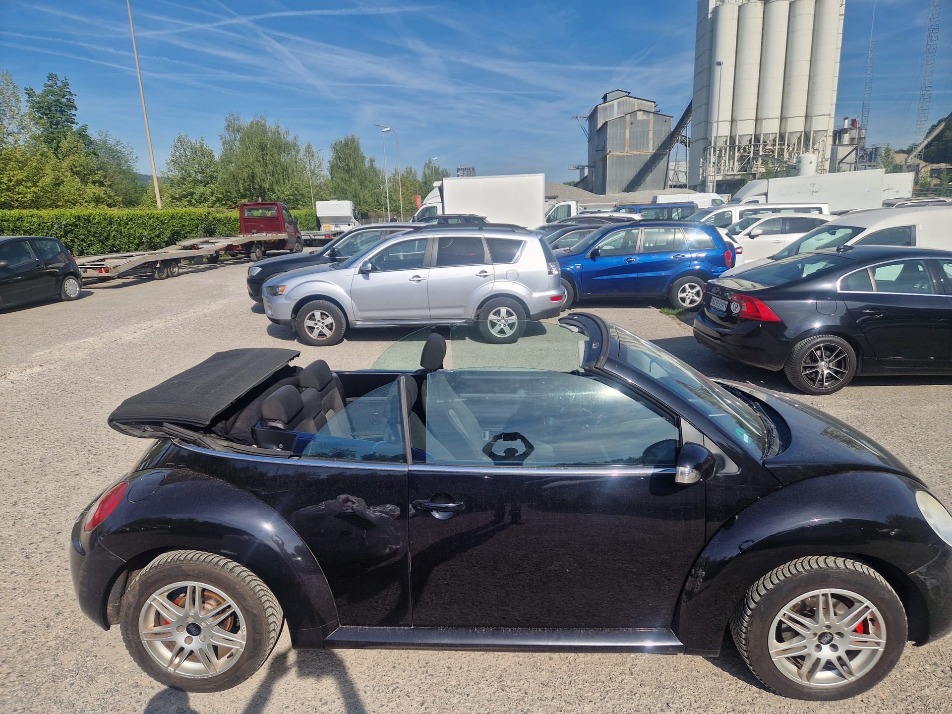 VW Beetle Cabrio 2.0-image-6