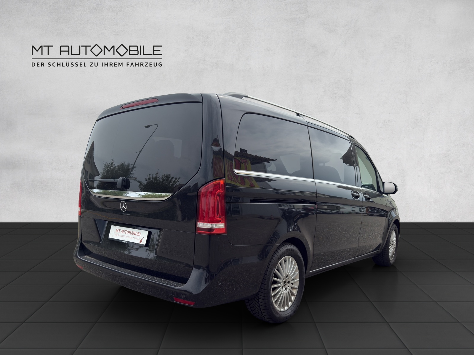 MERCEDES-BENZ EQV 300 Avantgarde lang-image-5