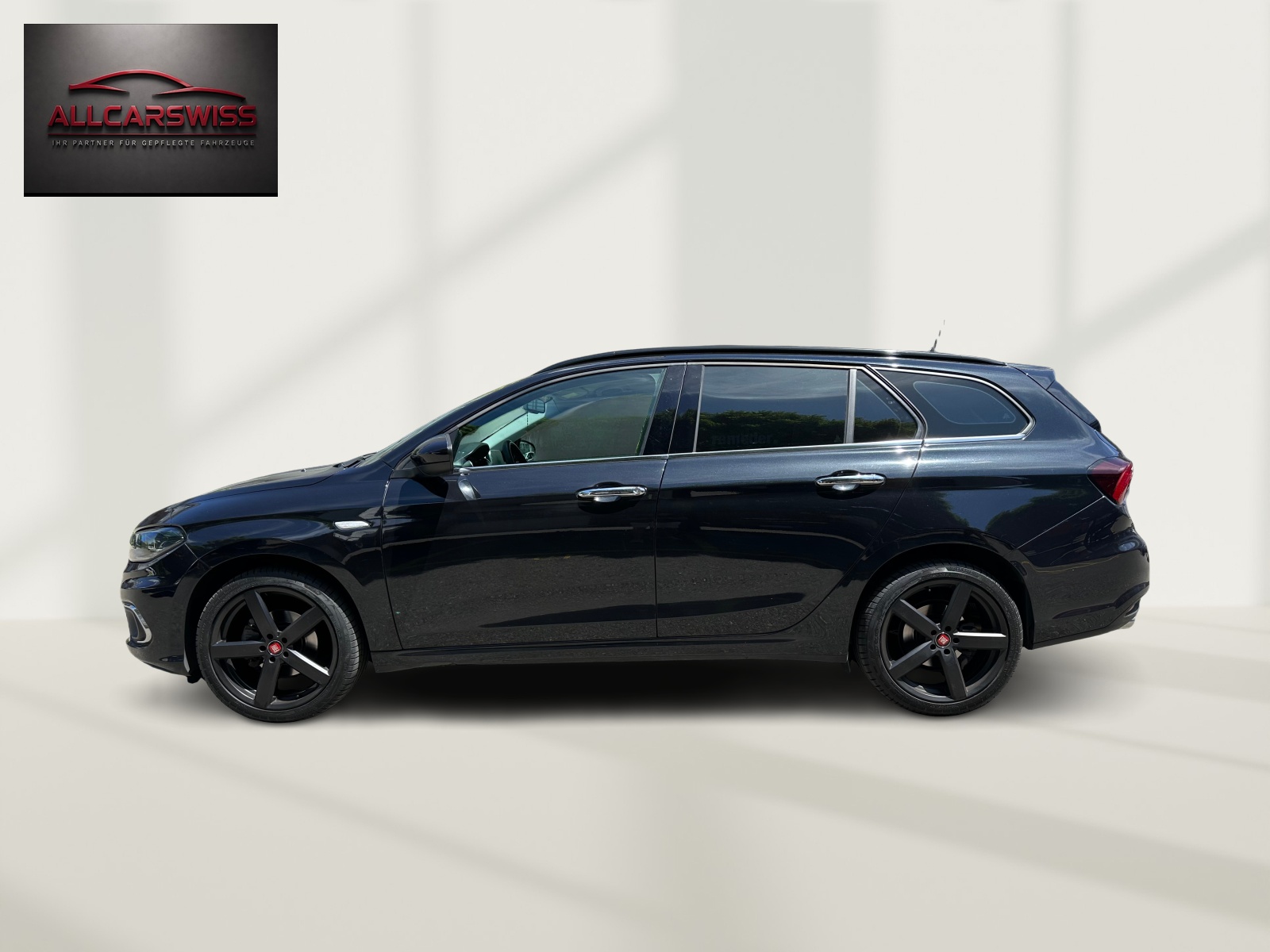 FIAT Tipo 1.4TJet Station Wagon Lounge-showroom-element-3