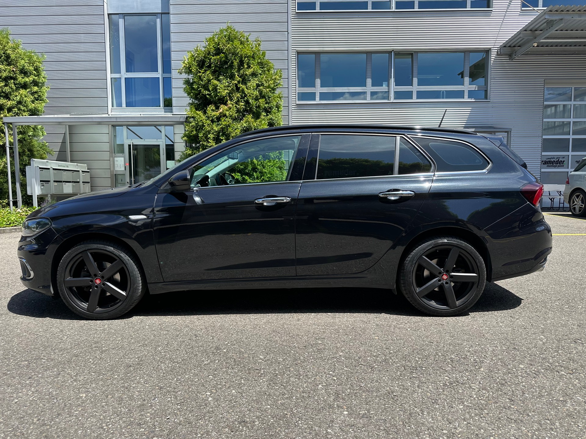 FIAT Tipo 1.4TJet Station Wagon Lounge-showroom-element-2