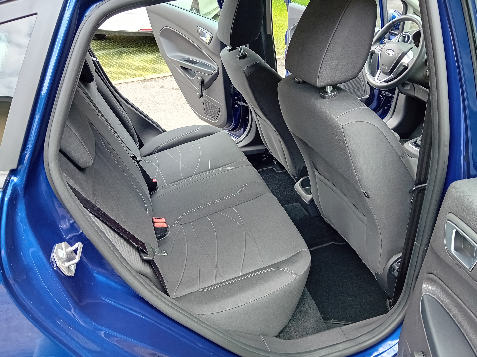FORD Fiesta 1.0 EcoB 100 Trend-image-12