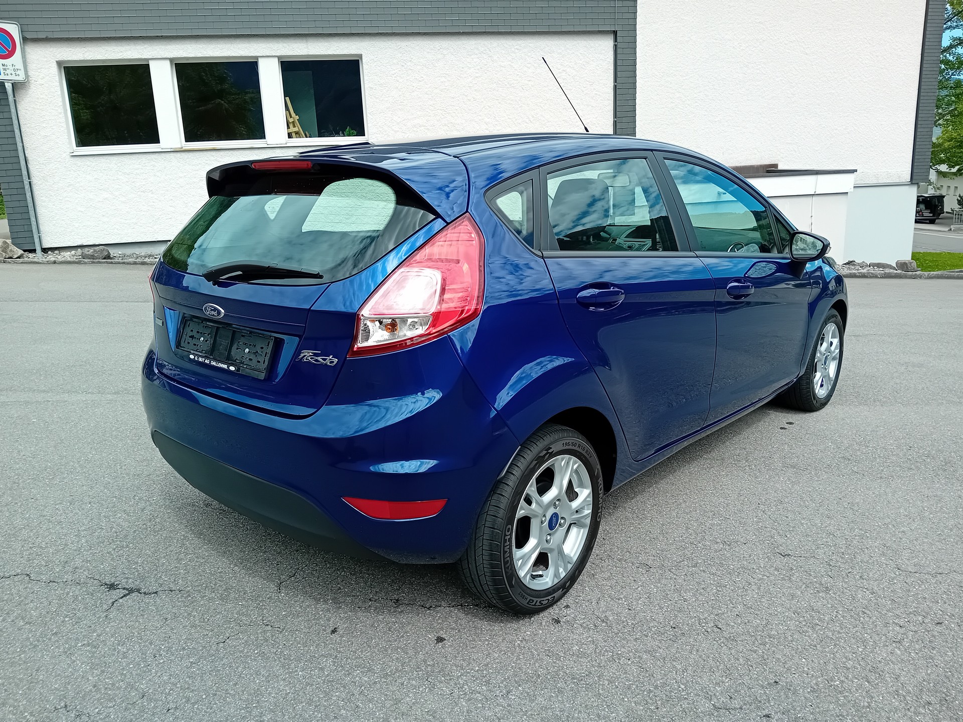 FORD Fiesta 1.0 EcoB 100 Trend-image-4