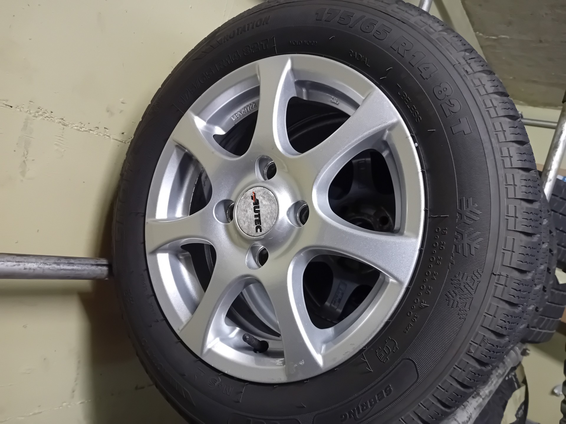 FORD Fiesta 1.0 EcoB 100 Trend-image-14
