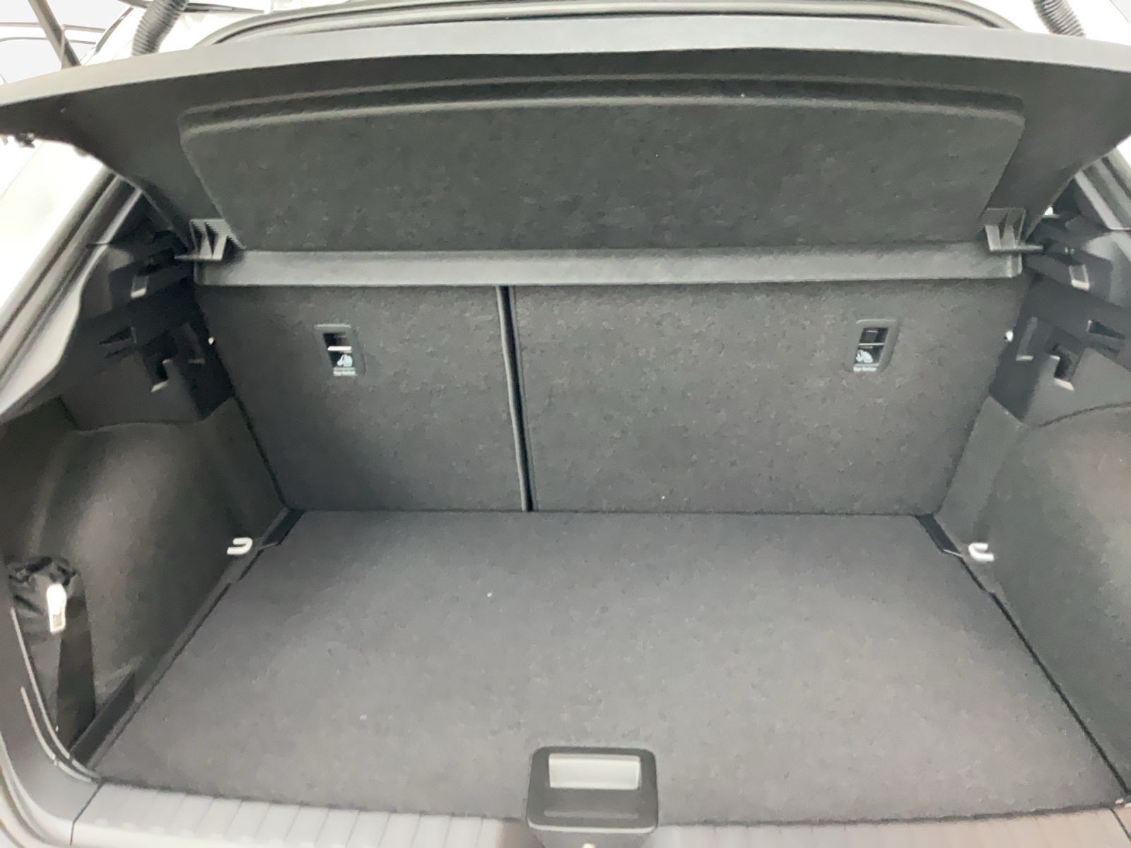 AUDI A1 allstreet 30 TFSI Attraction S-tronic-image-12