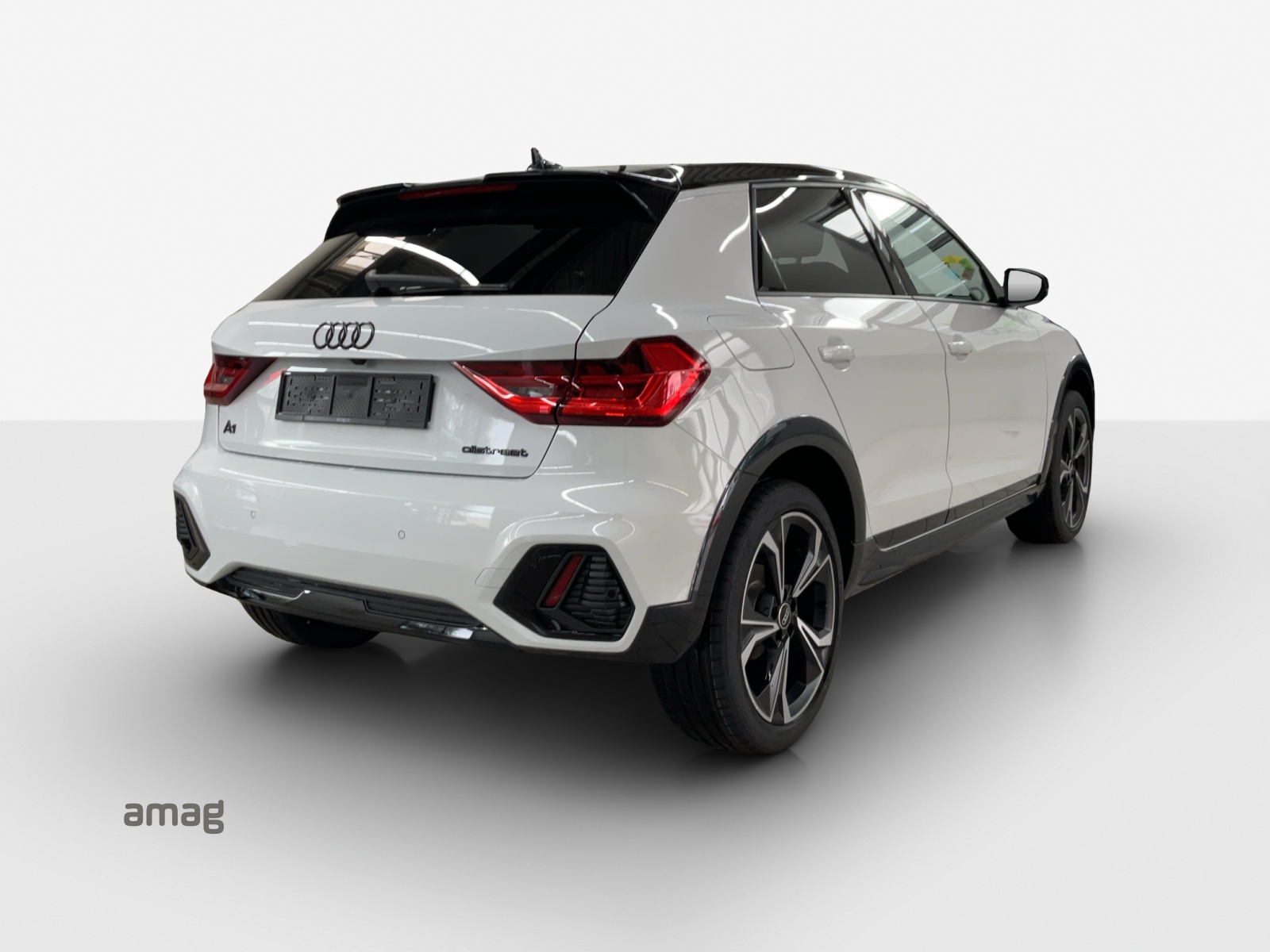 AUDI A1 allstreet 30 TFSI Attraction S-tronic-image-4