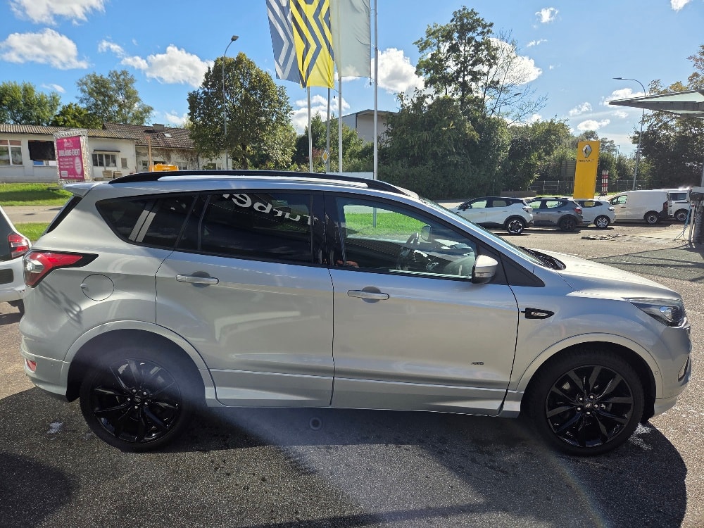 FORD Kuga 1.5 SCTi ST Line 4WD Automatic-image-4