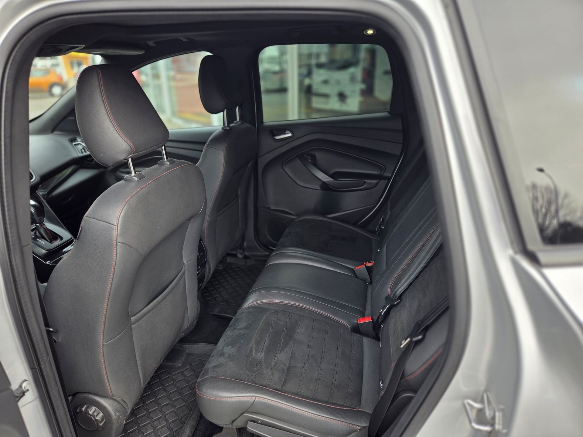 FORD Kuga 1.5 SCTi ST Line 4WD Automatic-image-7