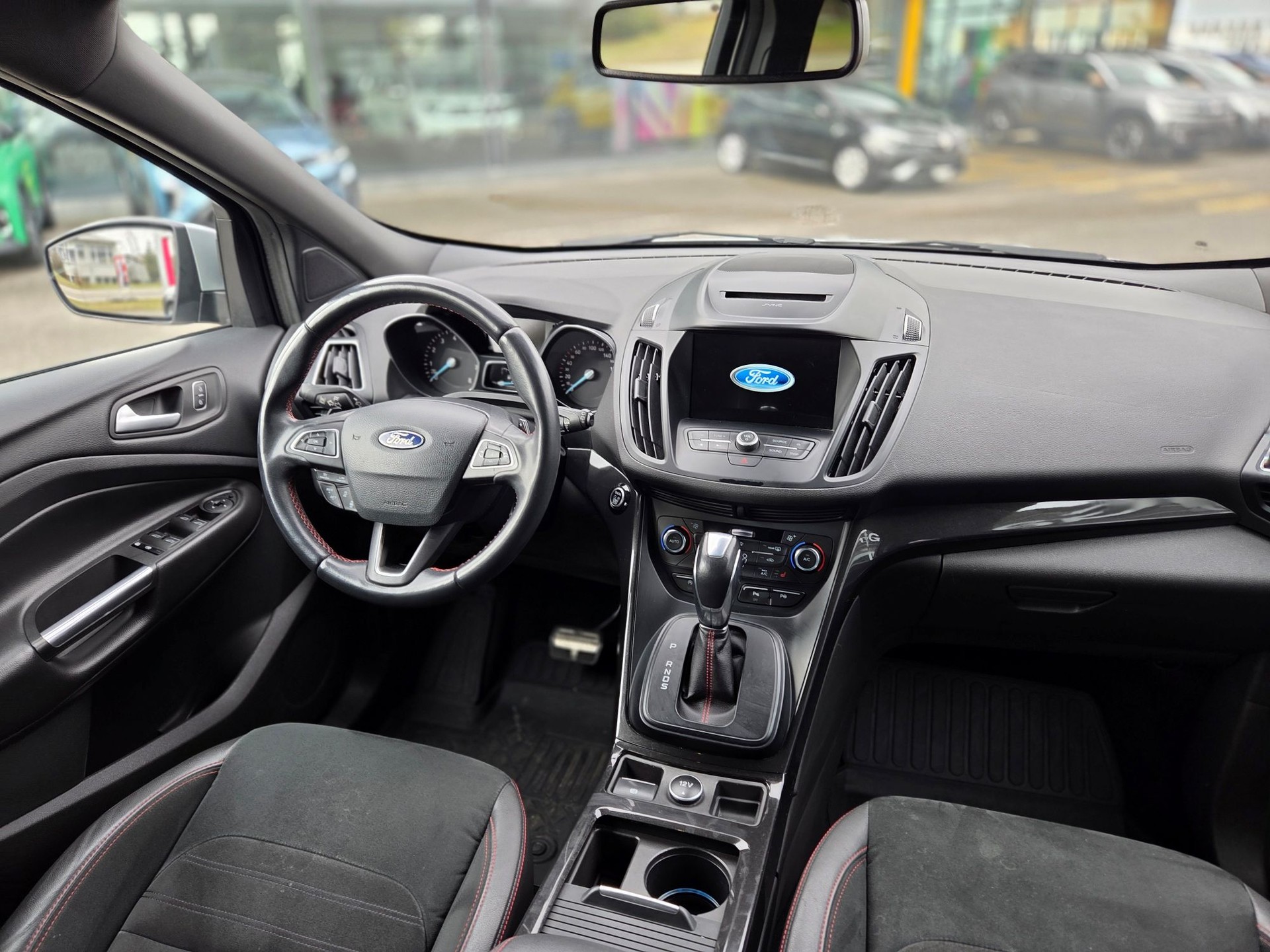 FORD Kuga 1.5 SCTi ST Line 4WD Automatic-image-8