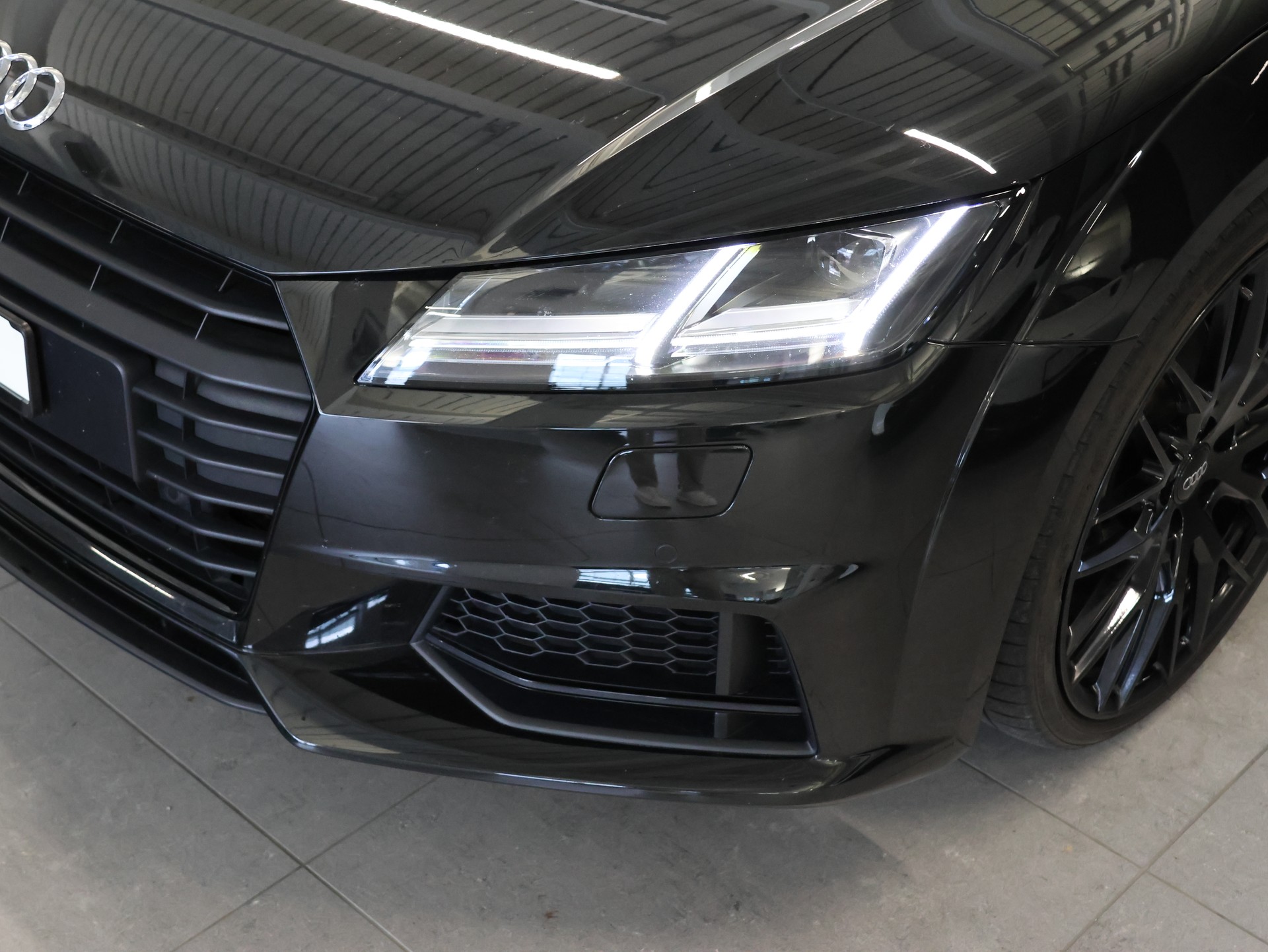 AUDI TT Coupé 2.0 TFSI quattro S-tronic *ALL BLACK*B&O*-image-9