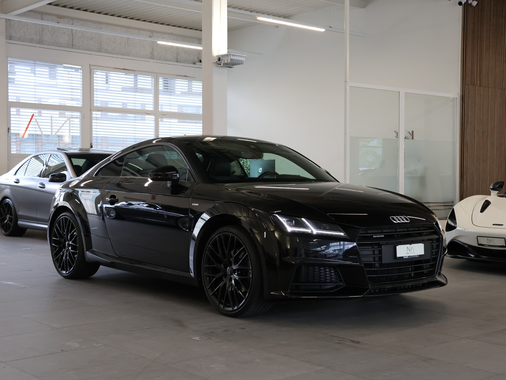 AUDI TT Coupé 2.0 TFSI quattro S-tronic *ALL BLACK*B&O*-image-1