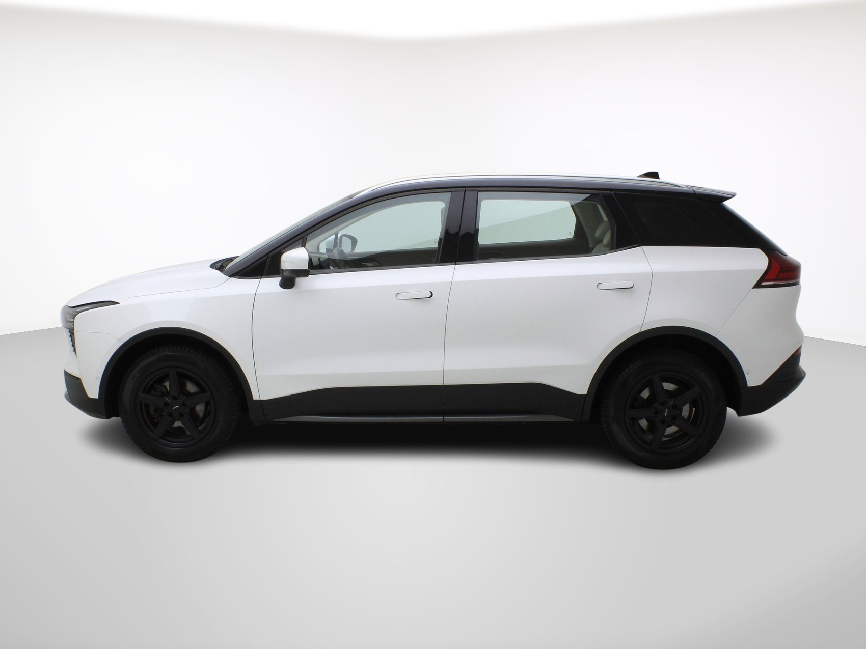 AIWAYS U5 Premium-showroom-element-2