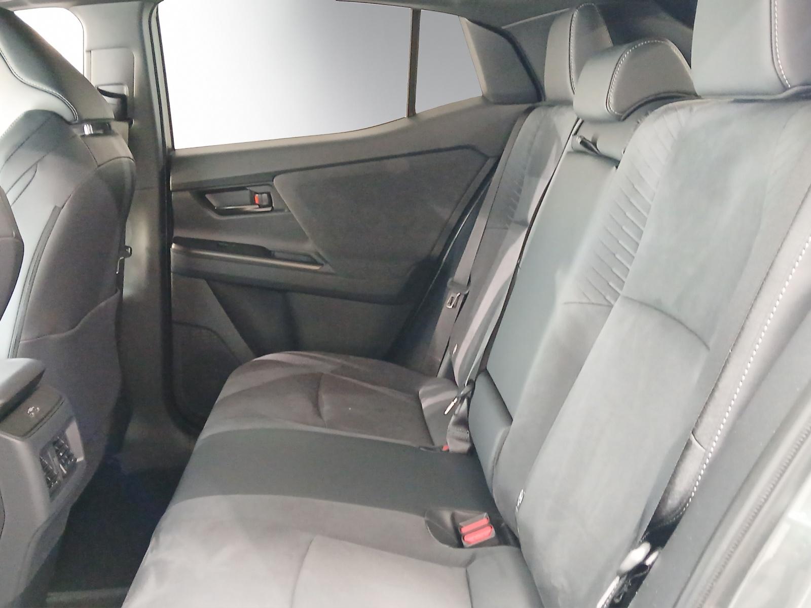 TOYOTA C-HR+ Premium AWD-image-9