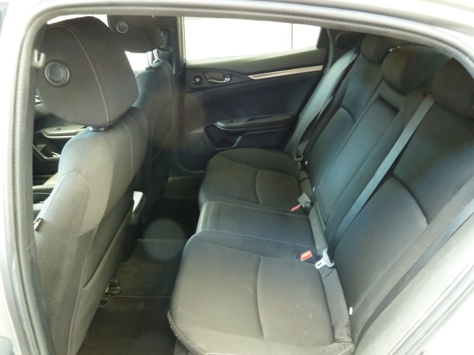 HONDA Civic 1.0 VTEC Elegance CVT-image-10