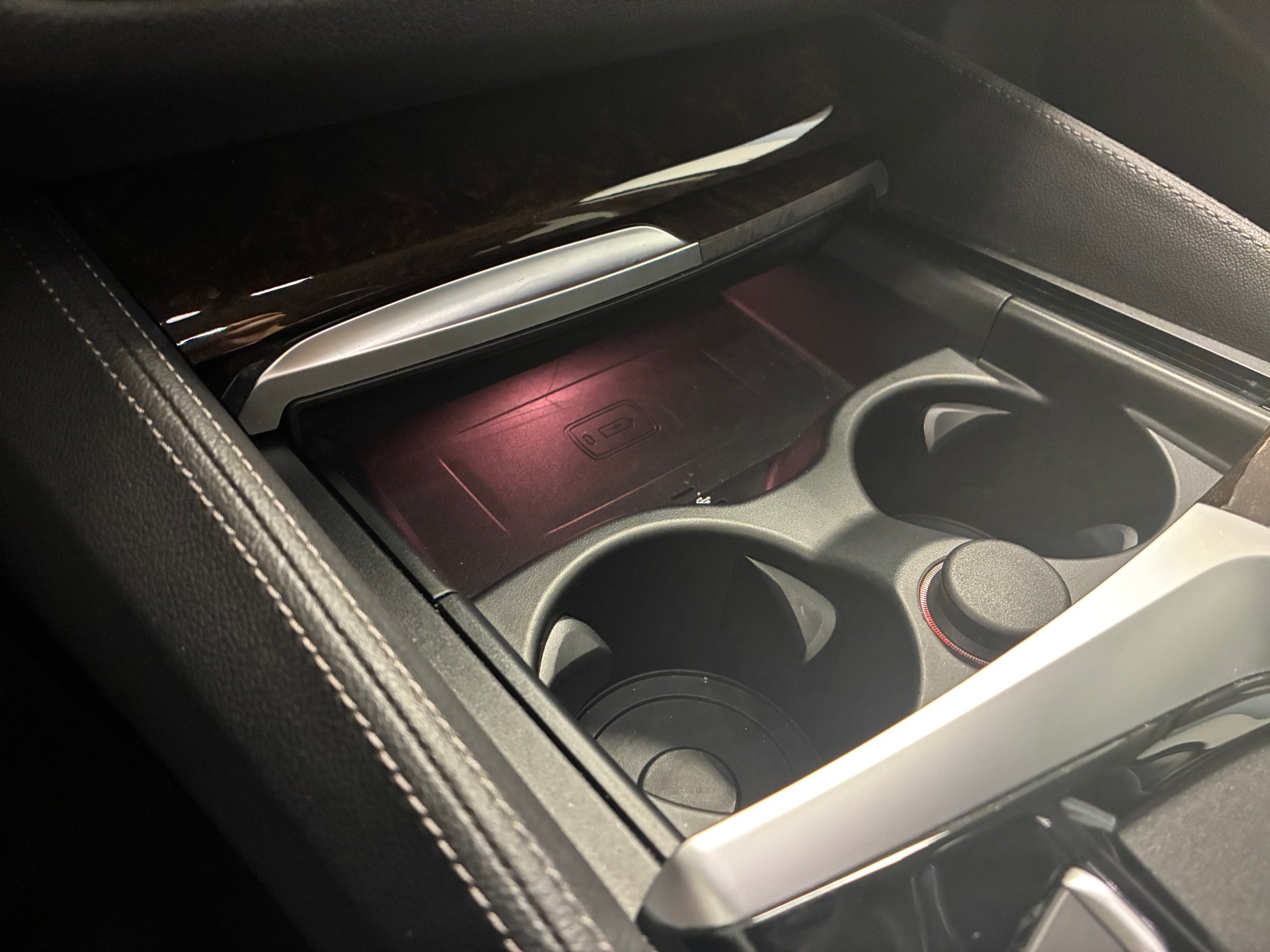 BMW 540i xDrive SAG-image-16