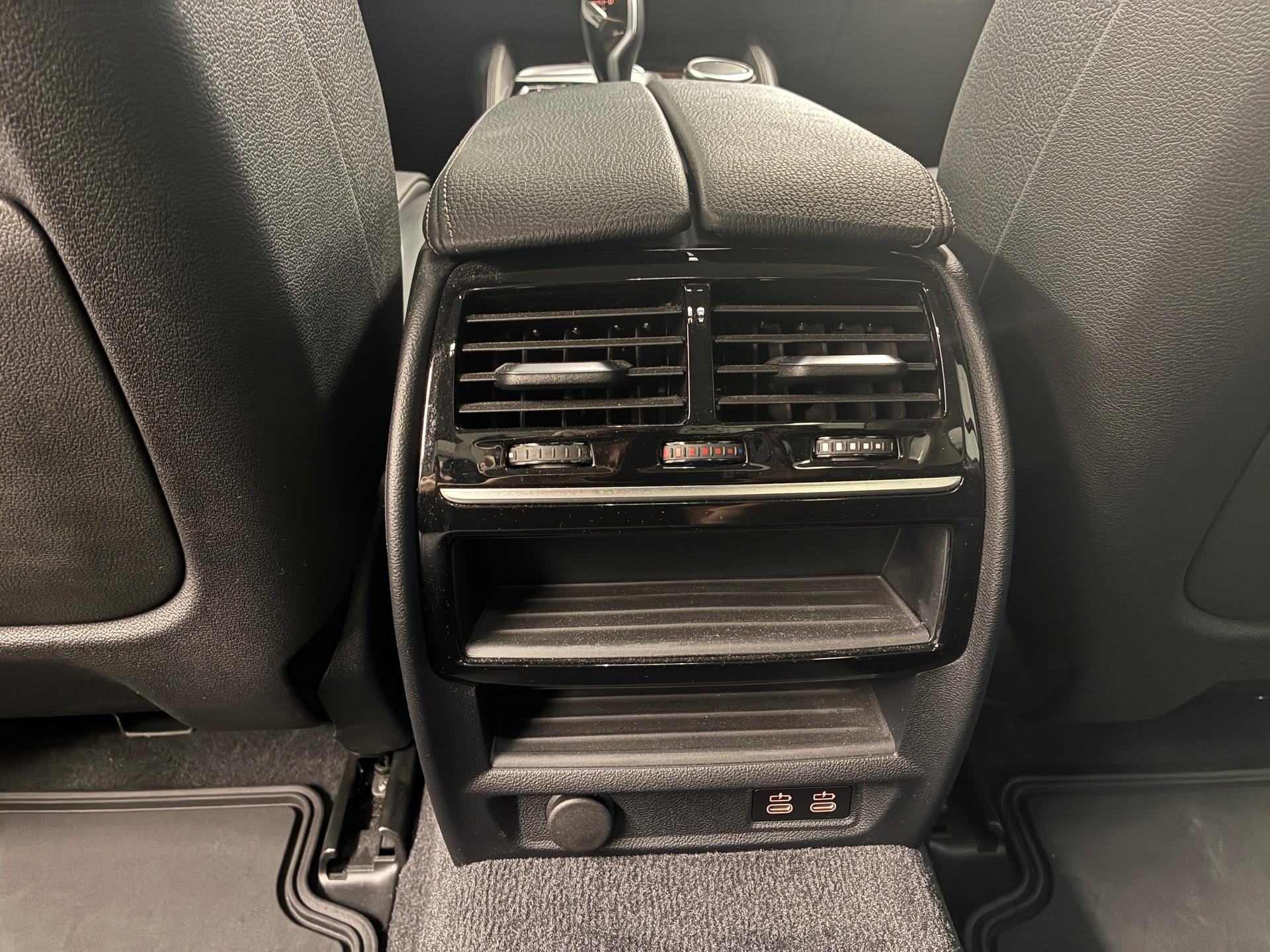 BMW 540i xDrive SAG-image-17