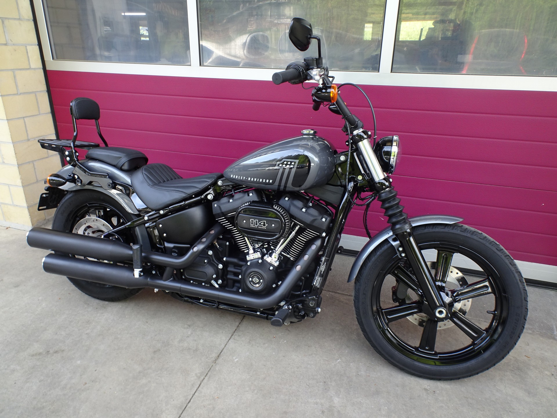 HARLEY-DAVIDSON FXBBS Street Bob 114-showroom-element-2