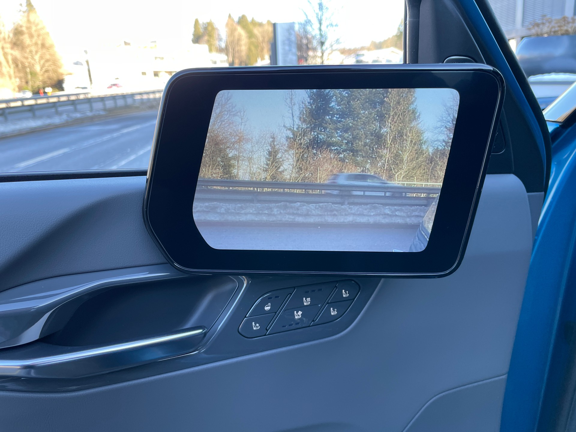 KIA EV9 99,8 kWh GT-Line 4x4 mit Panoramadach, 7-Sitzer, Digitale Spiegel-image-16