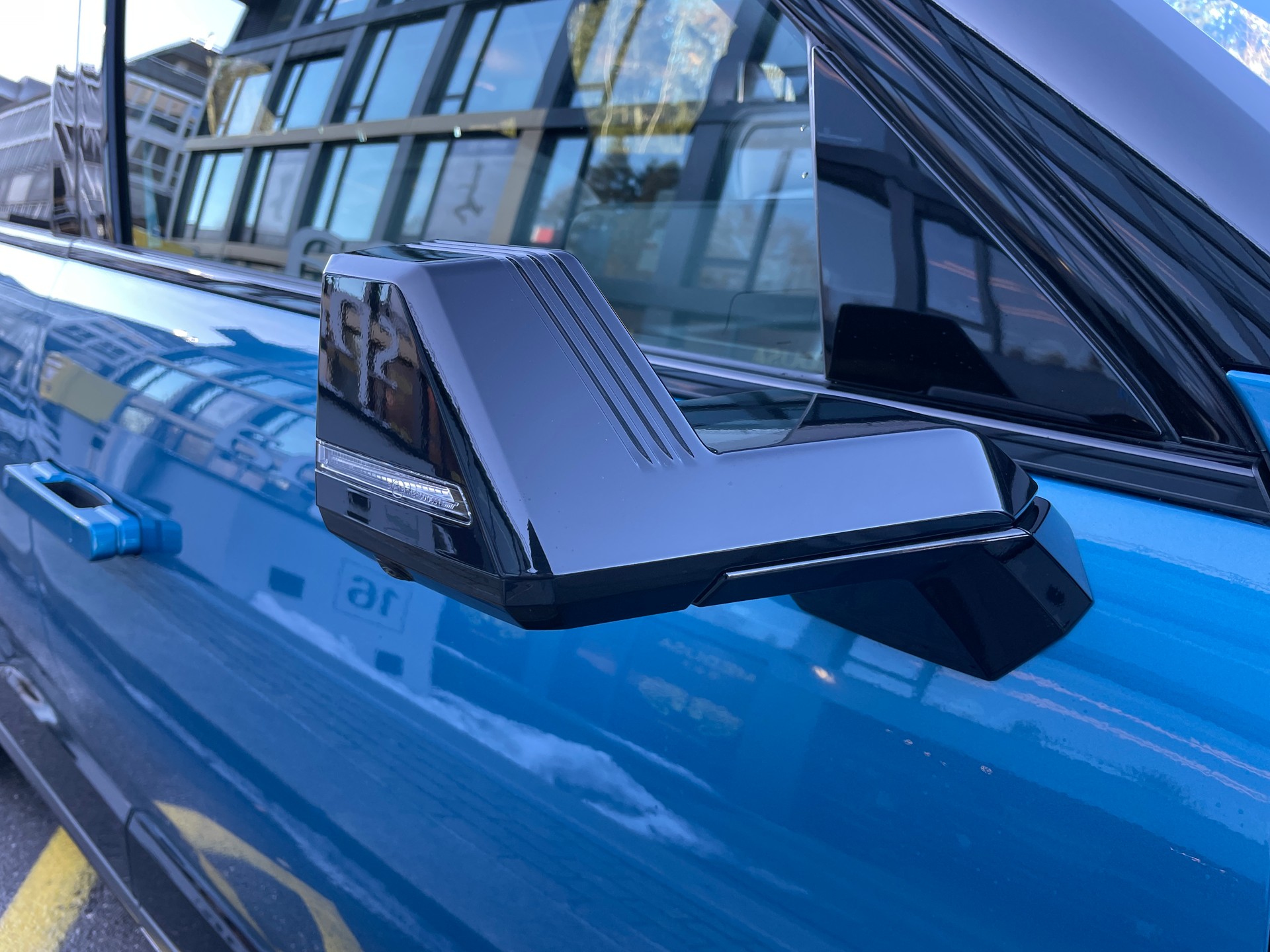 KIA EV9 99,8 kWh GT-Line 4x4 mit Panoramadach, 7-Sitzer, Digitale Spiegel-showroom-element-2